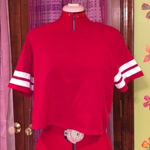 H&M Cropped Red Tee